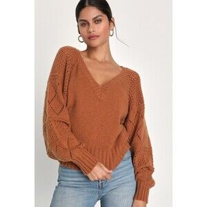 Lulus Knit V-neck Sweater - Size M

Great condition - burnt orange/ brown